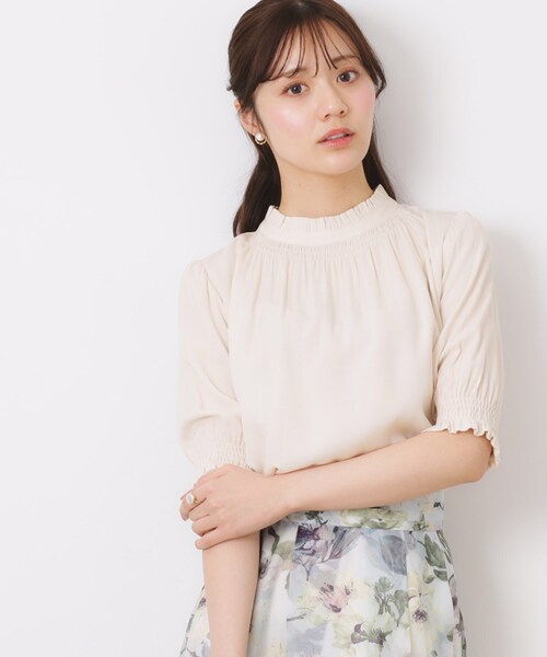 couture brooch（クチュールブローチ）の「【SS～LLサイズ・二の腕カバー・通勤】RTピケシャーリングブラウス（シャツ/ブラウス・レディース・アイボリー/ダークグレー/サンドベージュ・36/38/40/34/42）」の11枚目の写真