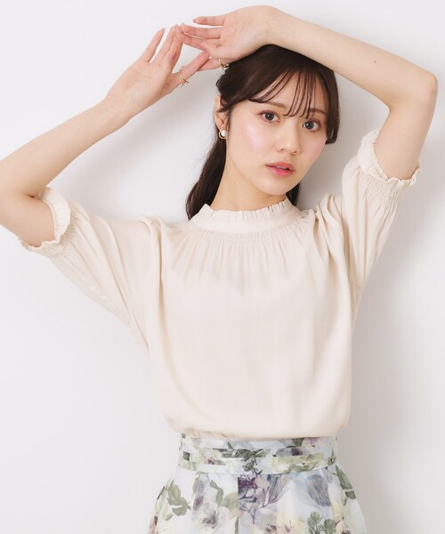 couture brooch（クチュールブローチ）の「【SS～LLサイズ・二の腕カバー・通勤】RTピケシャーリングブラウス（シャツ/ブラウス・レディース・アイボリー/ダークグレー/サンドベージュ・36/38/40/34/42）」の12枚目の写真