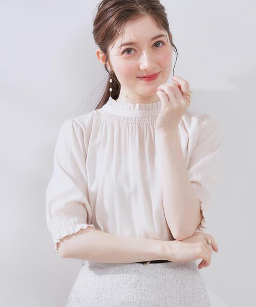 couture brooch（クチュールブローチ）の「【SS～LLサイズ・二の腕カバー・通勤】RTピケシャーリングブラウス（シャツ/ブラウス・レディース・アイボリー/ダークグレー/サンドベージュ・36/38/40/34/42）」の14枚目の写真