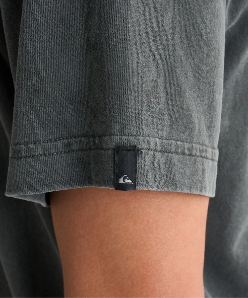 Quiksilver(クイックシルバー)の「DNA BUBBLE LOGO ST /クイックシルバーロゴネームタグ半袖Tシャツ(Tシャツ/カットソー・メンズ・ホワイト/オレンジ/チャコールグレー/イエロー・SMALL/LARGE/X-LARGE/MEDIUM)」の7枚目の写真