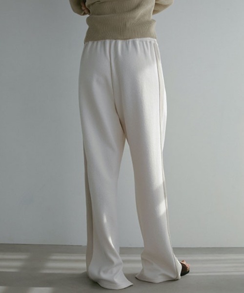 ETRE TOKYO（エトレトウキョウ）の「ブークレサイドラインパンツ