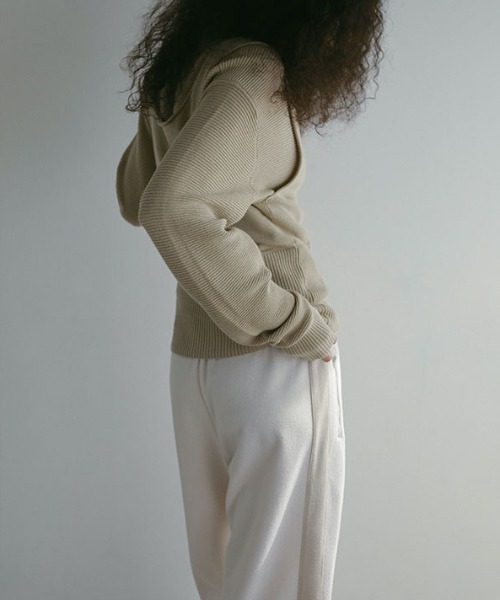 ETRE TOKYO（エトレトウキョウ）の「ブークレサイドラインパンツ