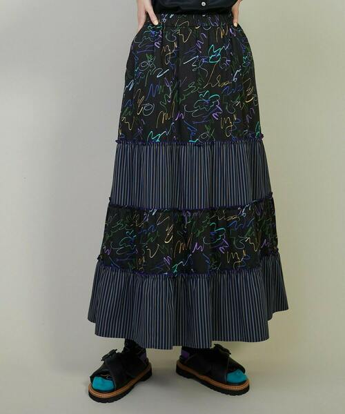 FRAPBOIS（フラボア）の「グラッフィー ティアードスカート（スカート・レディース・ブルー/ブラック・0/1）」の2枚目の写真