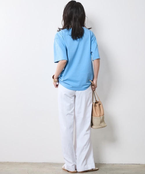 CHIC STYLE（シックスタイル）の「ピグメント染ロゴTシャツ＜大きいサイズ有＞シックスタイル（Tシャツ/カットソー・レディース・サックスブルー/モカ・5L/4L/3L/LL/L/M）」の22枚目の写真