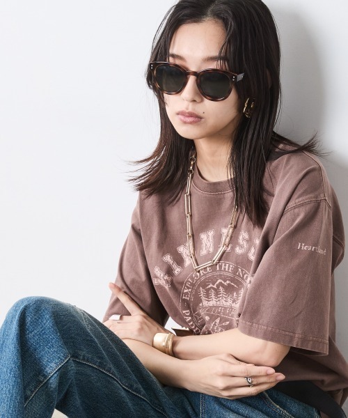 CHIC STYLE（シックスタイル）の「ピグメント染ロゴTシャツ＜大きいサイズ有＞シックスタイル（Tシャツ/カットソー・レディース・サックスブルー/モカ・5L/4L/3L/LL/L/M）」の15枚目の写真