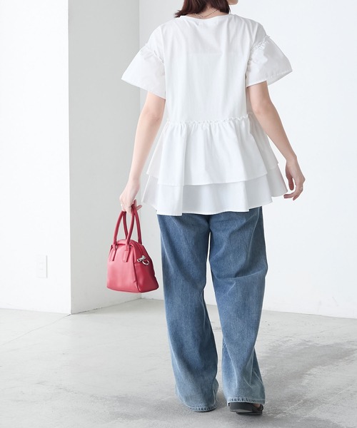 BONLECILL(ボンルシール)の「フリル切替ペプラムTEE(Tシャツ/カットソー・レディース・アイボリー/ブラック/ブルー/ベージュ・FREE)」の11枚目の写真
