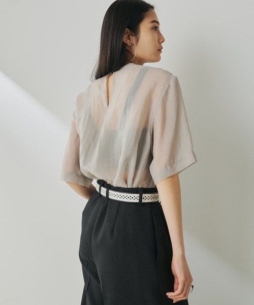 Whim Gazette(ウィムガゼット)の「シアーTシャツ(シャツ/ブラウス・レディース・レモンイエロー/グレイッシュベージュ・FREE)」の11枚目の写真