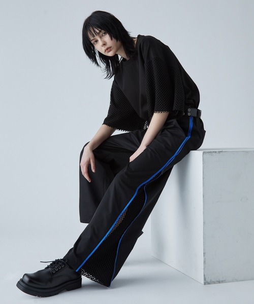 VELNUS(ベルナス)の「【VELNUS】Side zip bicolor design mesh loose nylon track pants/サイドジップバイカラーデザイン メッシュルーズナイロントラックパンツ【セットアップ対応】(その他パンツ・メンズ・ブラック/ブラック系・L/M/S)」の16枚目の写真