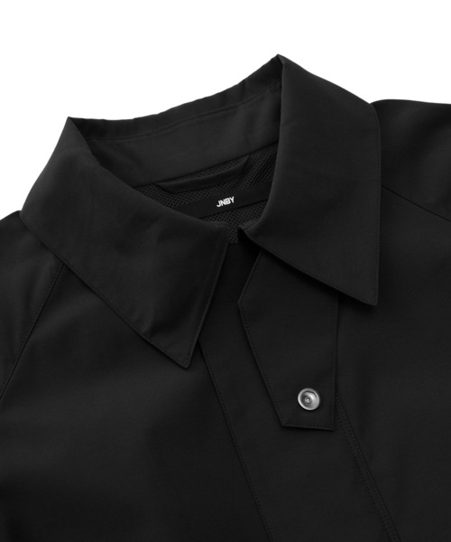JNBY(ジェーエヌビーワイ)の「Airflow Relax Trench / リラックストレンチコート(トレンチコート・レディース・ベージュ/ブラック・36)」の13枚目の写真