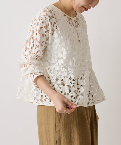 LIVETART(リヴェタート)の「リバーレースクロップドブラウス(シャツ/ブラウス・レディース・ブラック/ホワイト・FREE)」の9枚目の写真