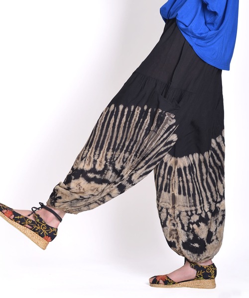 MARAI(マーライ)の「タイダイレーヨンバルーンパンツ(その他パンツ・レディース・A/B/C/D/E/F・FREE)」の1枚目の写真