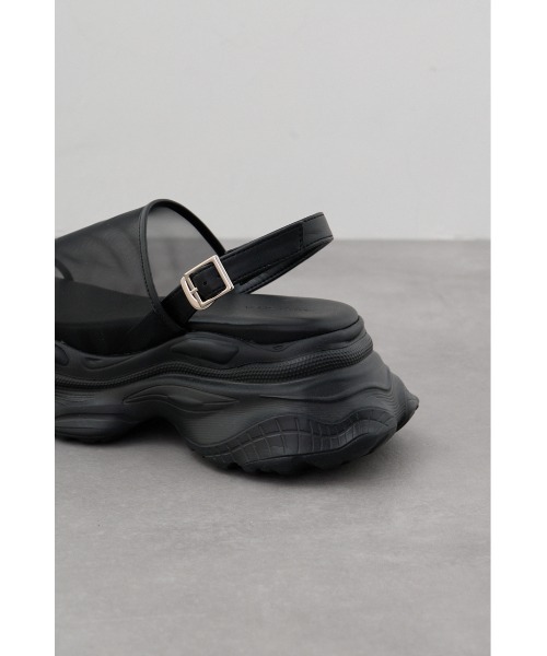 AZUL by moussy（アズールバイマウジー）の「スニーカーソールシアーサンダル 靴（サンダル・レディース・ブラック/ブラウン・SMALL/MEDIUM/LARGE）」の9枚目の写真