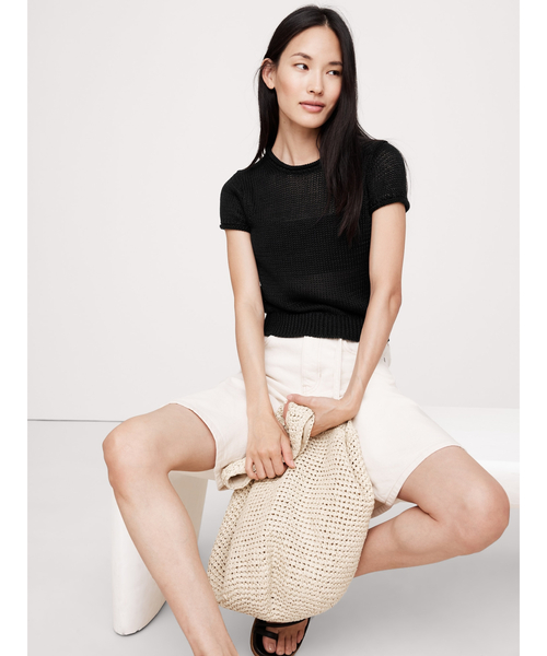 Banana Republic(バナナリパブリック)の「フィッティド リネン ショートスリーブ セーター(ニット/セーター・レディース・アイボリー/ブラック・XS/L/S/M)」の5枚目の写真