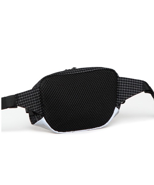 PACKING(パッキング)の「PACKING/パッキング/REFLECTIVE WAIST BAG/リフレクティブ ウェストバッグ/PA-053(ショルダーバッグ・メンズ・ブラック・F)」の4枚目の写真