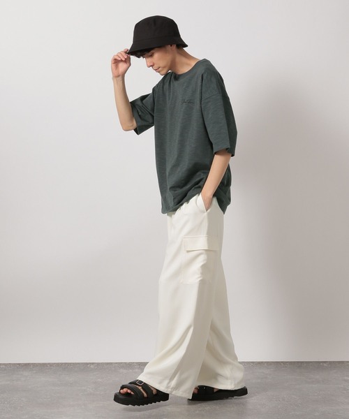 LAKOLE(ラコレ)の「スラブロゴ刺繍T / 328982(Tシャツ/カットソー・メンズ・ホワイト/チャコール/セージグリーン・LARGE/MEDIUM)」の6枚目の写真
