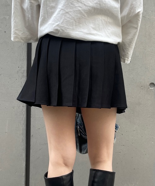 ROGER AND RAW（ロジャーアンドロウ）の「プリーツミニスカート（スカート・レディース・ブラック/グレー・SMALL/MEDIUM）」の6枚目の写真