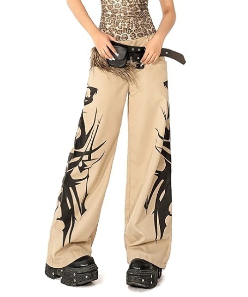 SHEENA(シーナ)の「サイドトライバルプリントワイドパンツ(デニムパンツ・レディース・ベージュ・S/M/L)」の16枚目の写真