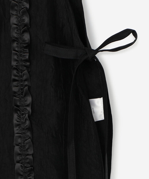 Bshop（ビショップ）の「eunoia | フリルラインベスト WOMEN（ベスト・レディース・ブラック・ONE）」の15枚目の写真