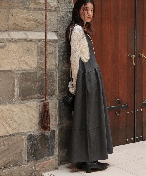 titivate（ティティベイト）の「Uネックコクーンシルエットジャンパースカート（ジャンパースカート・レディース・ベージュ/ブラック/チャコール・SP/S/M/L）」の13枚目の写真