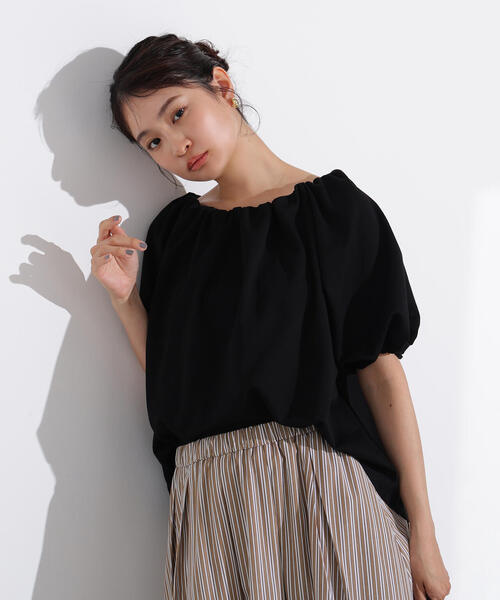 N.(N. Natural Beauty Basic)(エヌエヌナチュラルビューティーベーシック)の「2WAYオフショルカットソー(Tシャツ/カットソー・レディース・ブラウン/レッド/ブラック・MEDIUM)」の4枚目の写真