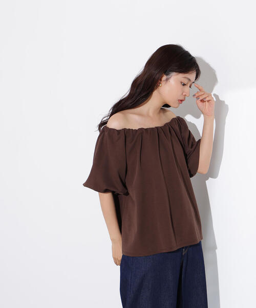 N.(N. Natural Beauty Basic)(エヌエヌナチュラルビューティーベーシック)の「2WAYオフショルカットソー(Tシャツ/カットソー・レディース・ブラウン/レッド/ブラック・MEDIUM)」の20枚目の写真