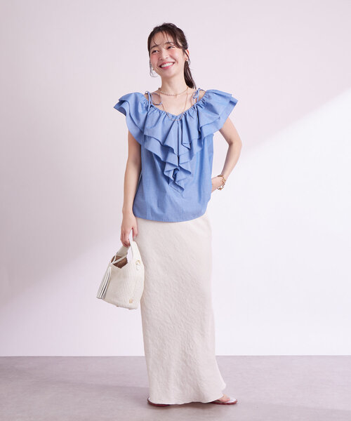 La boutique BonBon(ラブティックボンボン)の「コットンシルクラッフルブラウス(シャツ/ブラウス・レディース・ブルー/ホワイト/ピンク/ネイビー・FREE)」の19枚目の写真