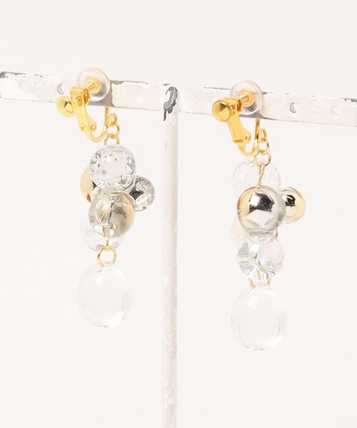 tone(トーン)の「【petitclover】cleardrop(MA)(イヤリング・レディース・ゴールド・FREE)」の3枚目の写真