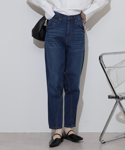 atONE(アットワン)の「サルエルデニムパンツ(その他パンツ・レディース・ホワイト/ネイビー/ワンウォッシュ/ブルー・M/S/LL/L/4L/3L)」の1枚目の写真