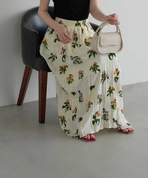 &. NOSTALGIA(アンドドットノスタルジア)の「【ZOZO限定】フラワープリントワッシャースカート(スカート・レディース・ブラック/アイボリー・M)」の10枚目の写真