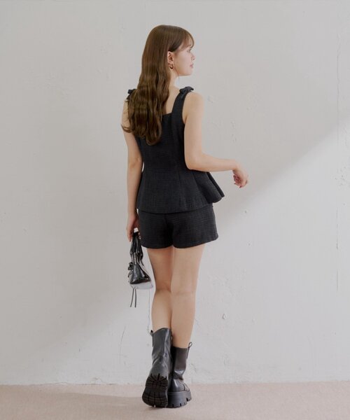 Chico(チコ)の「【5色展開/セットアップ対応】フロントボタンツイードペプラムベスト(ベスト・レディース・イエロー/ホワイト系その他/ホワイト/ブラック/ピンク・FREE)」の21枚目の写真