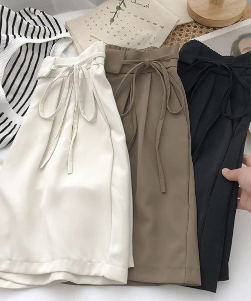 ampm(エーエムピーエム)の「ウエストリボン付き タックショートパンツ(その他パンツ・レディース・ブラウン/ホワイト/ブラック・L/M)」の13枚目の写真
