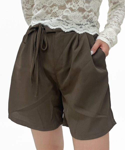 ampm(エーエムピーエム)の「ウエストリボン付き タックショートパンツ(その他パンツ・レディース・ブラウン/ホワイト/ブラック・L/M)」の18枚目の写真
