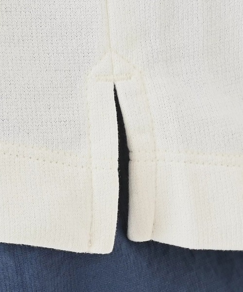 NEW BALANCE(ニューバランス)の「New Balance French Sleeve Crew Pullover(ニューバランス フレンチ スリーブ クルー プルオーバー)(Tシャツ/カットソー・レディース・ブラック/ホワイト系/グリーン系/オレンジ系/ブルー系・SMALL/MEDIUM/LARGE)」の10枚目の写真