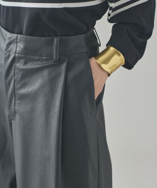 Curensology(カレンソロジー)/ヴィンテージフェイクレザーパンツ