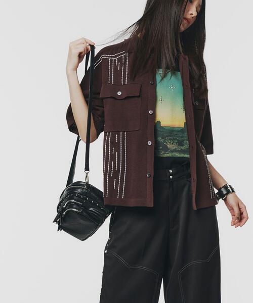 tk.TAKEO KIKUCHI（ティーケータケオキクチ）の「【スタッズシリーズ】ショルダーバッグ（ショルダーバッグ・メンズ・ブラック/ブラウン系・00）」の10枚目の写真