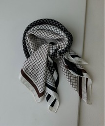 lawgy（ラウジー）の「square pattern accent line scarf / スクエアパターンアクセントラインスカーフ（バンダナ/スカーフ）」