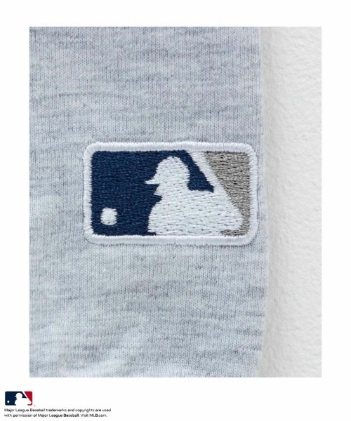 MLB(メジャーリーグベースボール)の「MLB バックアーチ ロングスリーブTシャツ(Tシャツ/カットソー・メンズ・ブラウン/アッシュグレー/ブルー系/ブラック・XL/L/M)」の8枚目の写真