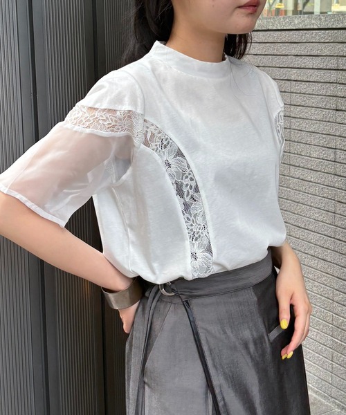 &g'aime(アンジェム)の「【&g'aime】レース×シアーパネルT Lace & Sheer Panel Tee(Tシャツ/カットソー・レディース・ホワイト/ブラック・FREE)」の1枚目の写真