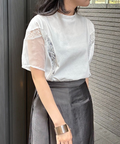 &g'aime(アンジェム)の「【&g'aime】レース×シアーパネルT Lace & Sheer Panel Tee(Tシャツ/カットソー・レディース・ホワイト/ブラック・FREE)」の3枚目の写真