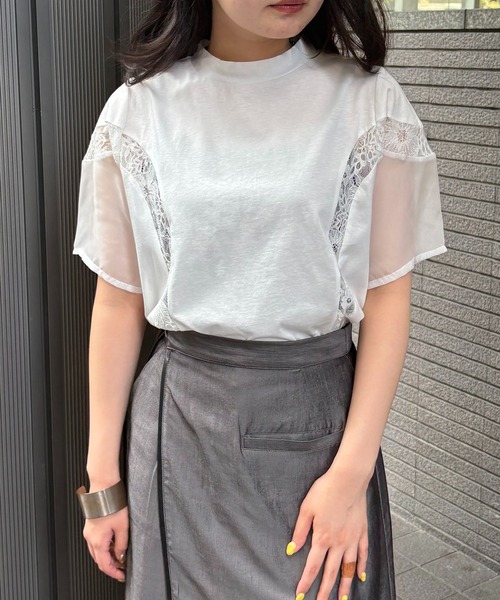 &g'aime(アンジェム)の「【&g'aime】レース×シアーパネルT Lace & Sheer Panel Tee(Tシャツ/カットソー・レディース・ホワイト/ブラック・FREE)」の5枚目の写真