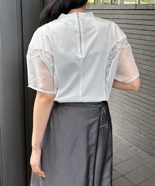 &g'aime(アンジェム)の「【&g'aime】レース×シアーパネルT Lace & Sheer Panel Tee(Tシャツ/カットソー・レディース・ホワイト/ブラック・FREE)」の9枚目の写真