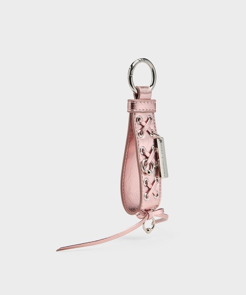 CHARLES & KEITH（チャールズ & キース）の「グロメット レースアップバッグチャーム（キーケース/キーアクセサリー・レディース・ピンク系その他/スミクロ/シルバー系その他・FREE）」の12枚目の写真