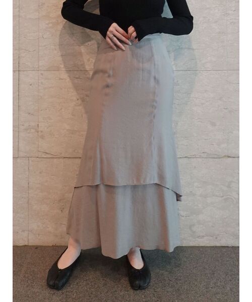 LAGUNAMOON（ラグナムーン）の「セミシアーティアードスカート（スカート・レディース・ライトグレー/ブラウン/アイボリー・SMALL/MEDIUM）」の3枚目の写真