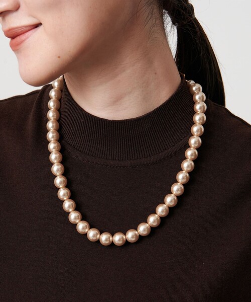 UNITED ARROWS（ユナイテッドアローズ）の「イミテーションパール 2WAY ネックレス（ネックレス・レディース・グレー系/ホワイト/ベージュ・FREE）」の3枚目の写真
