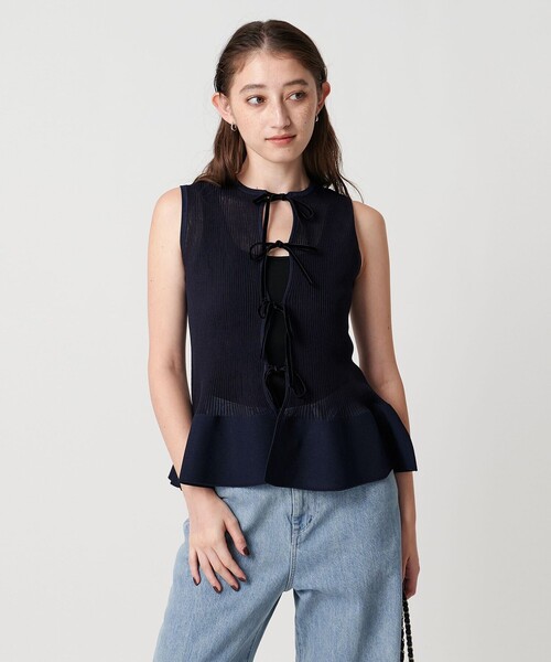 UNITED ARROWS(ユナイテッドアローズ)の「シアー リボン 2WAY ベスト ウォッシャブル(ニット/セーター・レディース・ネイビー/ブラック・FREE)」の5枚目の写真