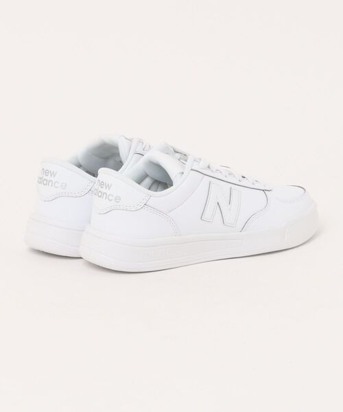 NEW BALANCE(ニューバランス)の「new balance ニューバランス CT30(スニーカー・レディース・ブラック/ホワイト×ホワイト・22.5cm/23.0cm/23.5cm/24.0cm/24.5cm/25.0cm)」の3枚目の写真