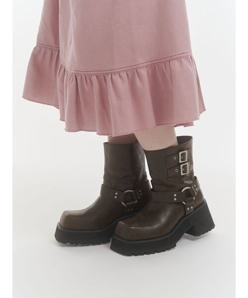 jouetie(ジュエティ)の「プラットフォームショートエンジニアブーツ 厚底 靴(ブーツ・レディース・ブラック/ブラウン・MEDIUM/LARGE)」の14枚目の写真