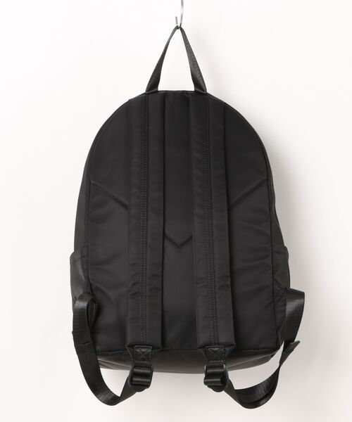 SUPER HAKKA（スーパーハッカ）の「「glanta」フラワー＆ドット刺繍ラウンドリュック（バックパック/リュック・レディース・グレー/ブラック/チャコール・FREE）」の4枚目の写真