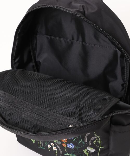 新品✨️刺繍　SUPER HAKKA glanta 花柄リュック　ブラック　黒色 スーパーハッカglanta刺繍リュック(花柄) - メルカリ