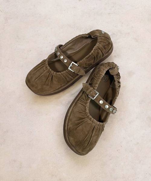 ASH(アッシュ)の「アッシュ【OSAKA】メリージェーンフラットシューズ ベルトパンプス バレエシューズ 1.5cmヒール(パンプス・レディース・アッシュブラウン/ブラック・38/37/36/39)」の2枚目の写真